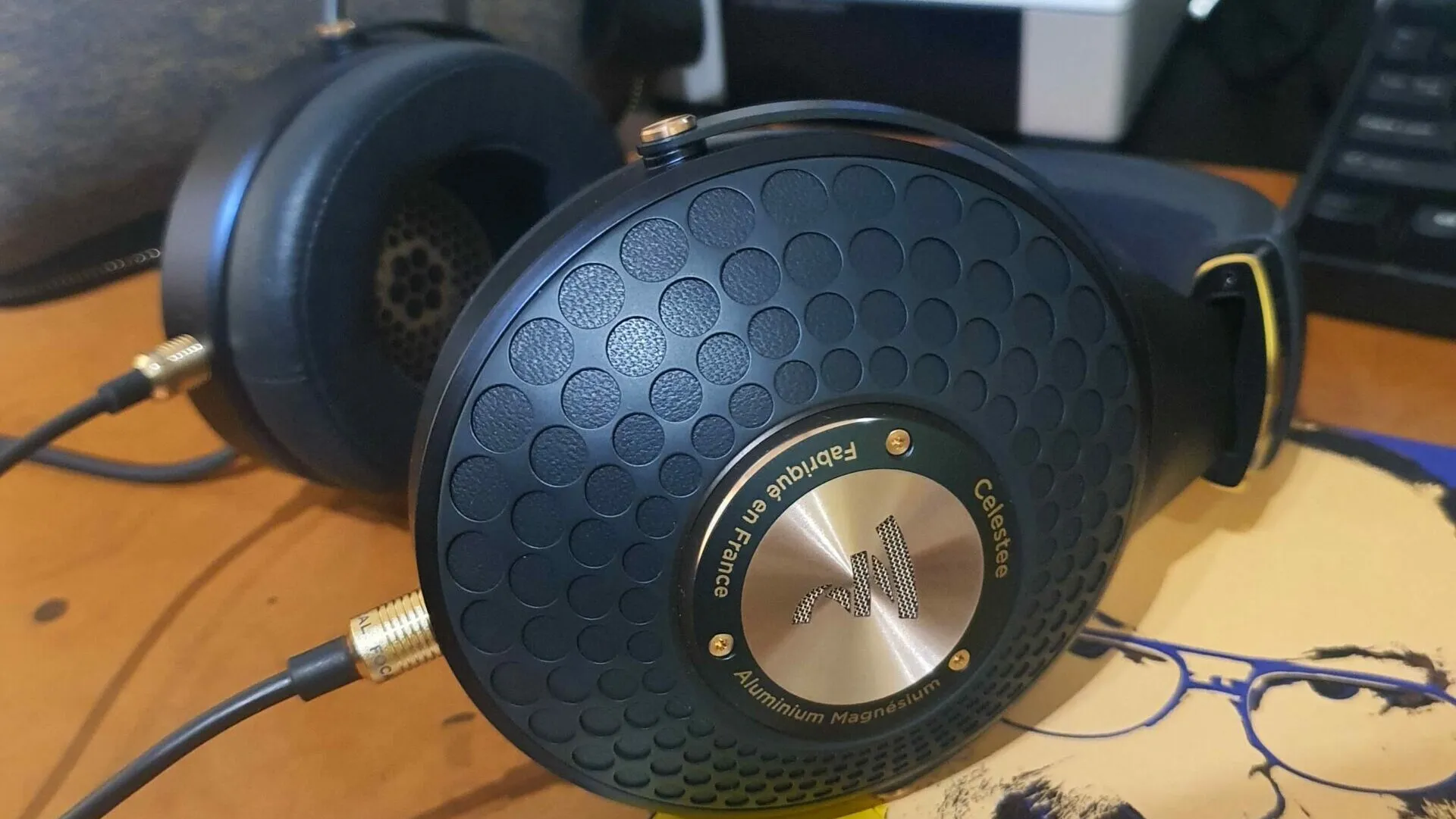 포칼 셀레스티 헤드폰